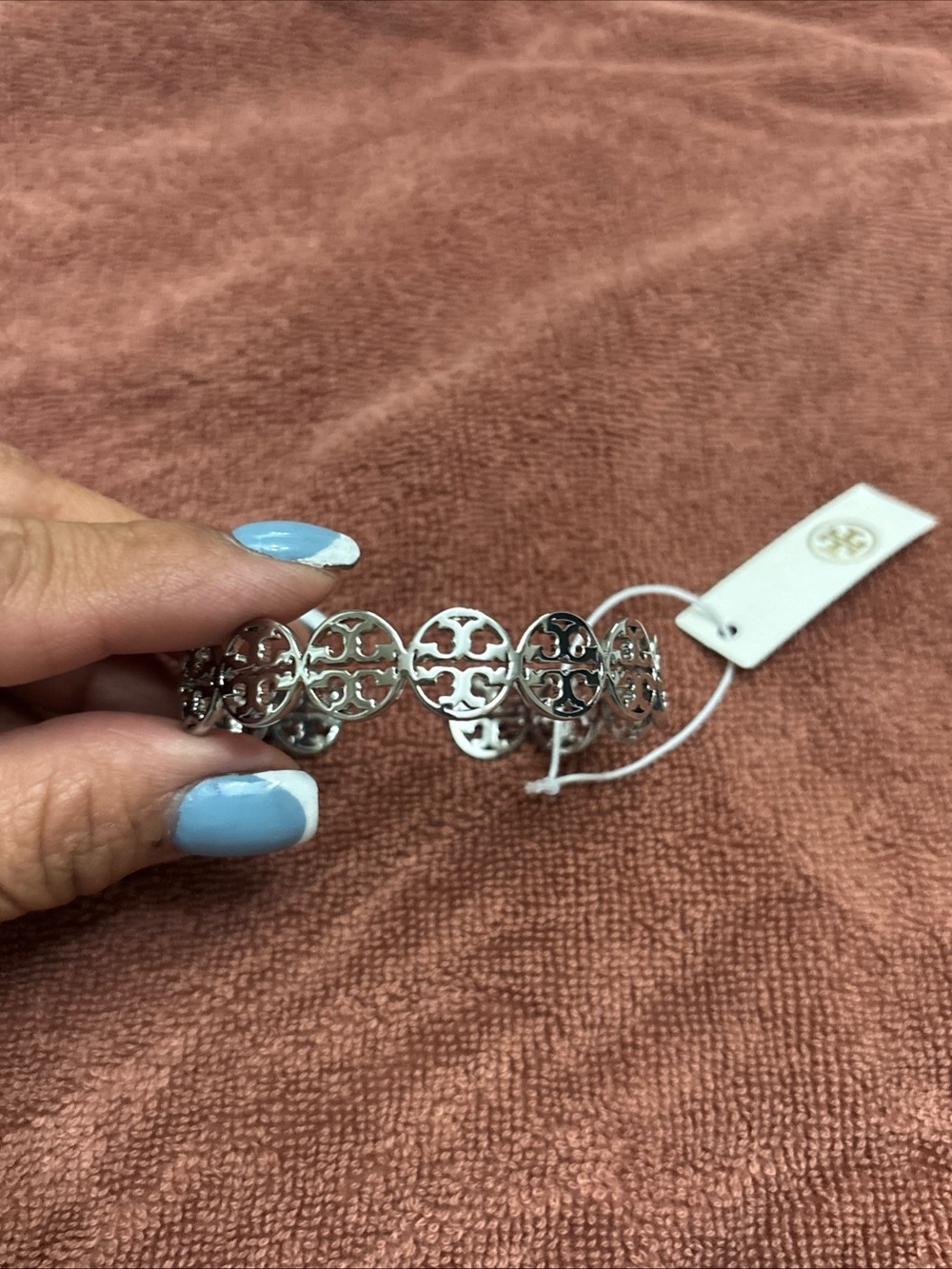 Tory Burch Silver-Tone Logo Circle Link Bracelet - Picture 4 of 5